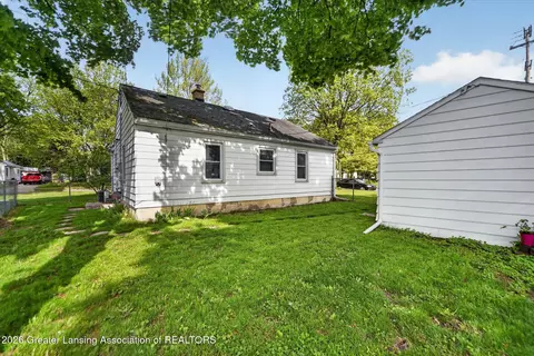 Exterior - 2303 Devonshire Ave, Lansing, MI 48910 photo 6 of 6