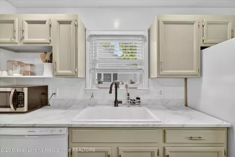 Kitchen - 2303 Devonshire Ave, Lansing, MI 48910 photo 3 of 3