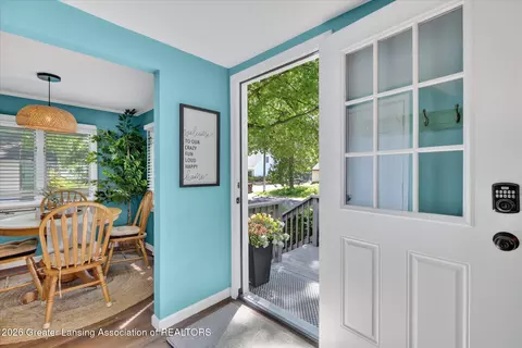 Entry Way - 6000 Greenman St, Haslett, MI 48840 photo 1 of 7
