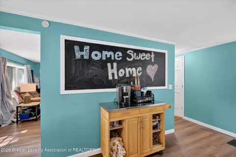 Entry Way - 6000 Greenman St, Haslett, MI 48840 photo 6 of 7