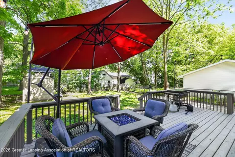 Exterior - 6000 Greenman St, Haslett, MI 48840 photo 3 of 7