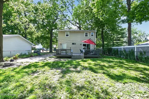 Exterior - 6000 Greenman St, Haslett, MI 48840 photo 6 of 7