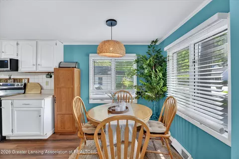 Dining - 6000 Greenman St, Haslett, MI 48840 photo 2 of 2