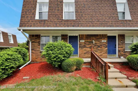 6310 Beechfield Dr, Lansing, MI 48911