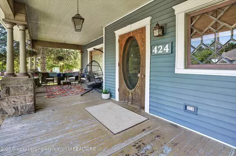 Exterior - 424 E Jefferson St, Grand Ledge, MI 48837 photo 4 of 11