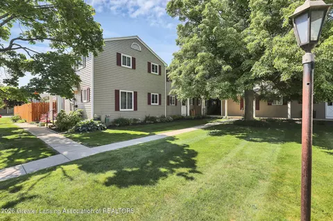 1627 Peppertree Ln #14, Lansing, MI 48912