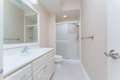 Bath - 2004 Timberview Dr, Okemos, MI 48864 photo 1 of 4