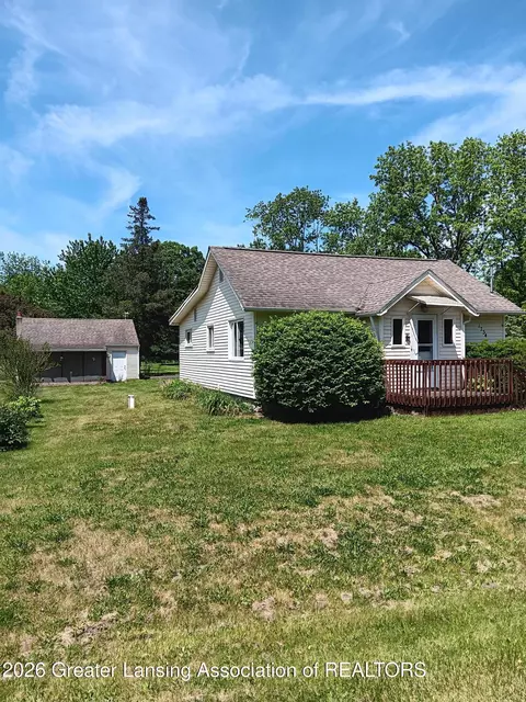 1734 Marcy Ave, Lansing, MI 48917