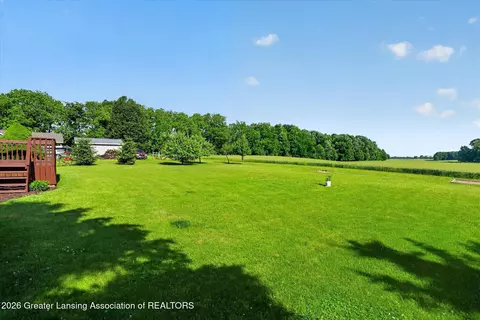 Exterior - 11430 W Howe Rd, Eagle, MI 48822 photo 5 of 7