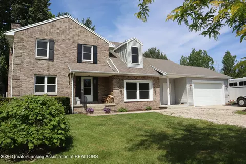 2843 Spruce Rd, Eaton Rapids, MI 48827