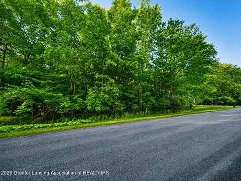 V/l Lot 133 Hardwood, Perrinton, MI 48871