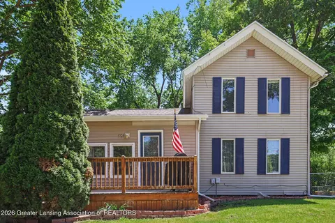 501 Mill St, Leslie, MI 49251