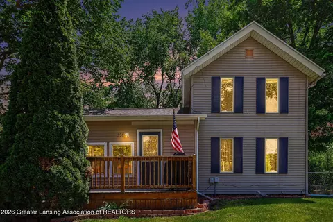 501 Mill St, Leslie, MI 49251