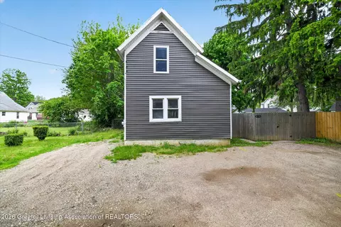 413 Laverock Aly, Owosso, MI 48867