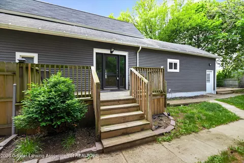 413 Laverock Aly, Owosso, MI 48867