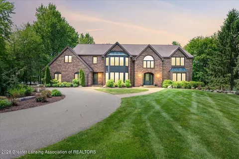 Exterior - 808 E Geneva Dr, Dewitt, MI 48820 photo 17 of 17