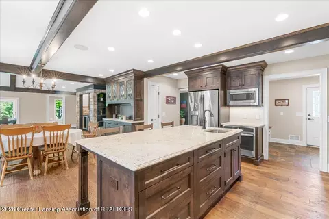 Kitchen - 808 E Geneva Dr, Dewitt, MI 48820 photo 4 of 6