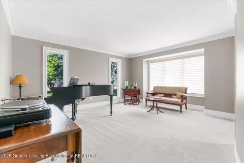 Living - 808 E Geneva Dr, Dewitt, MI 48820 photo 2 of 4