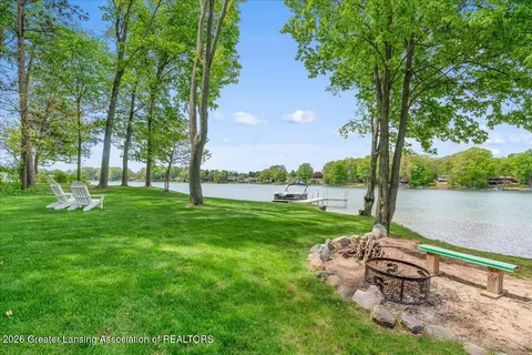 Exterior - 808 E Geneva Dr, Dewitt, MI 48820 photo 5 of 17