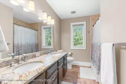 Bath - 808 E Geneva Dr, Dewitt, MI 48820 photo 2 of 7
