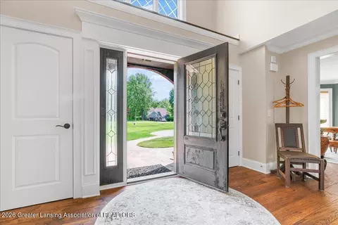 Entry Way - 808 E Geneva Dr, Dewitt, MI 48820 photo 1 of 11