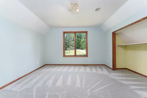 Bedroom - 4580 N Smith Rd, Dimondale, MI 48821 photo 2 of 3