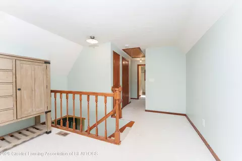 Entry Way - 4580 N Smith Rd, Dimondale, MI 48821 photo 4 of 4