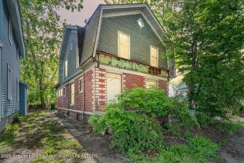 208 N Hosmer St, Lansing, MI 48912