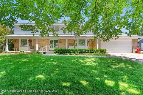 4314 Shady Hill Ln, Lansing, MI 48917
