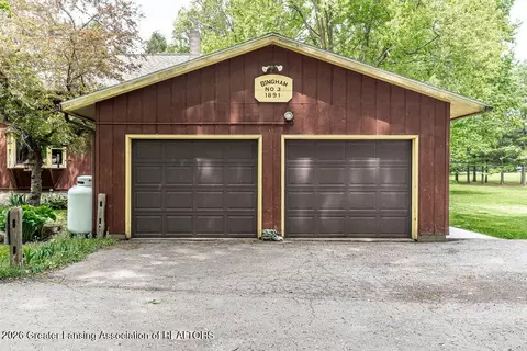 Exterior - 4357 County Farm Rd, Saint Johns, MI 48879 photo 2 of 7