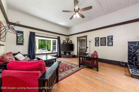 Living - 4357 County Farm Rd, Saint Johns, MI 48879 photo 2 of 2