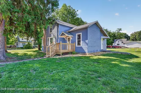614 Kendall St, Bellevue, MI 49021