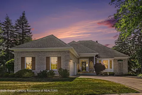6099 W Longview Dr, East Lansing, MI 48823
