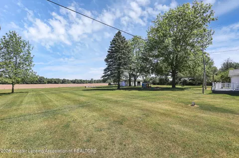 Exterior - 4507 Ballantine Rd, Bath, MI 48808 photo 3 of 3