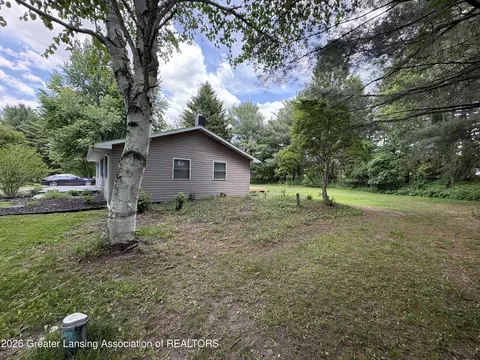 Exterior - 8809 Cook Rd, Olivet, MI 49076 photo 7 of 11