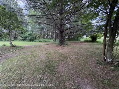 Exterior - 8809 Cook Rd, Olivet, MI 49076 photo 8 of 11