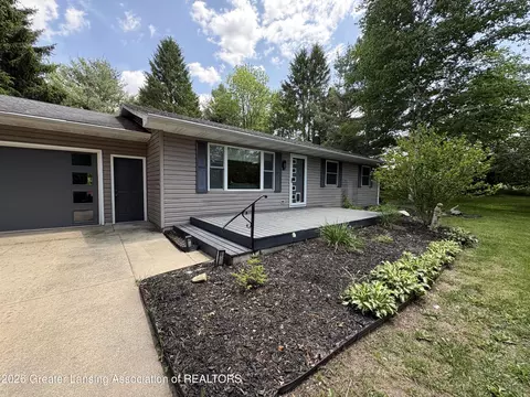 Exterior - 8809 Cook Rd, Olivet, MI 49076 photo 2 of 11