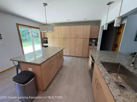 Kitchen - 8809 Cook Rd, Olivet, MI 49076 photo 4 of 8
