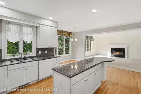 Kitchen - 2012 Timberview Dr, Okemos, MI 48864 photo 2 of 3