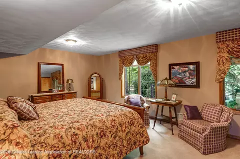 Bedroom - 559 Creyts Rd, Dimondale, MI 48821 photo 4 of 5