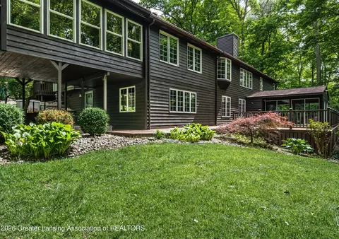 Exterior - 559 Creyts Rd, Dimondale, MI 48821 photo 10 of 13