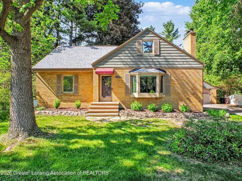 2346 Mount Hope Rd, Okemos, MI 48864