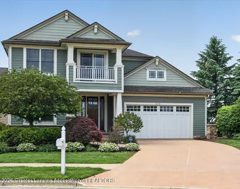 613 Ibis Cir, East Lansing, MI 48823