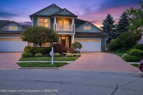 613 Ibis Cir, East Lansing, MI 48823