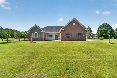 Exterior - 13539 S Wright Rd, Eagle, MI 48822 photo 2 of 7