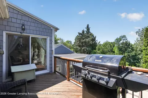 Exterior - 4426 Barton Rd, Lansing, MI 48917 photo 22 of 24