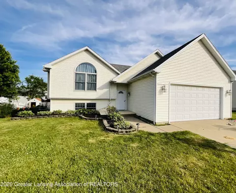 725 Brenneman St, Potterville, MI 48876