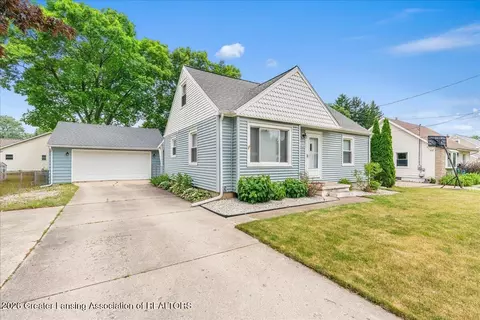 4172 Watson Ave, Holt, MI 48842