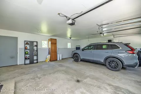 Exterior - 2658 E Gresham Hwy, Charlotte, MI 48813 photo 3 of 3