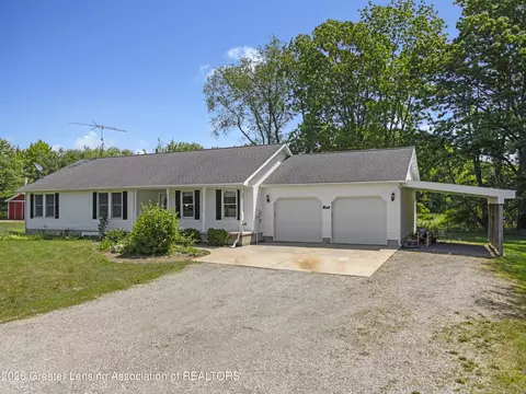 2992 Budd, Stockbridge, MI 49285